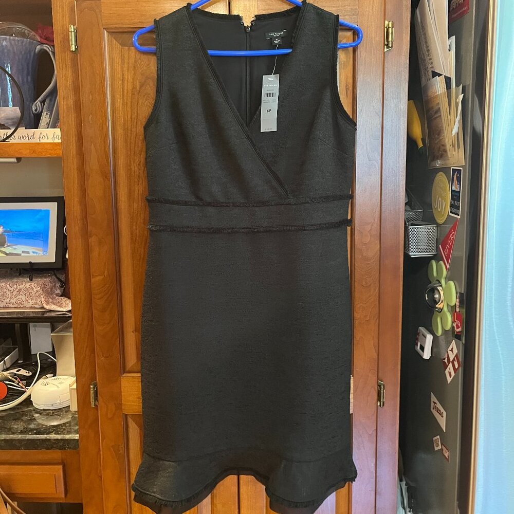 NWT Ann Taylor 6P Black Tweed Flounce Mini Dress